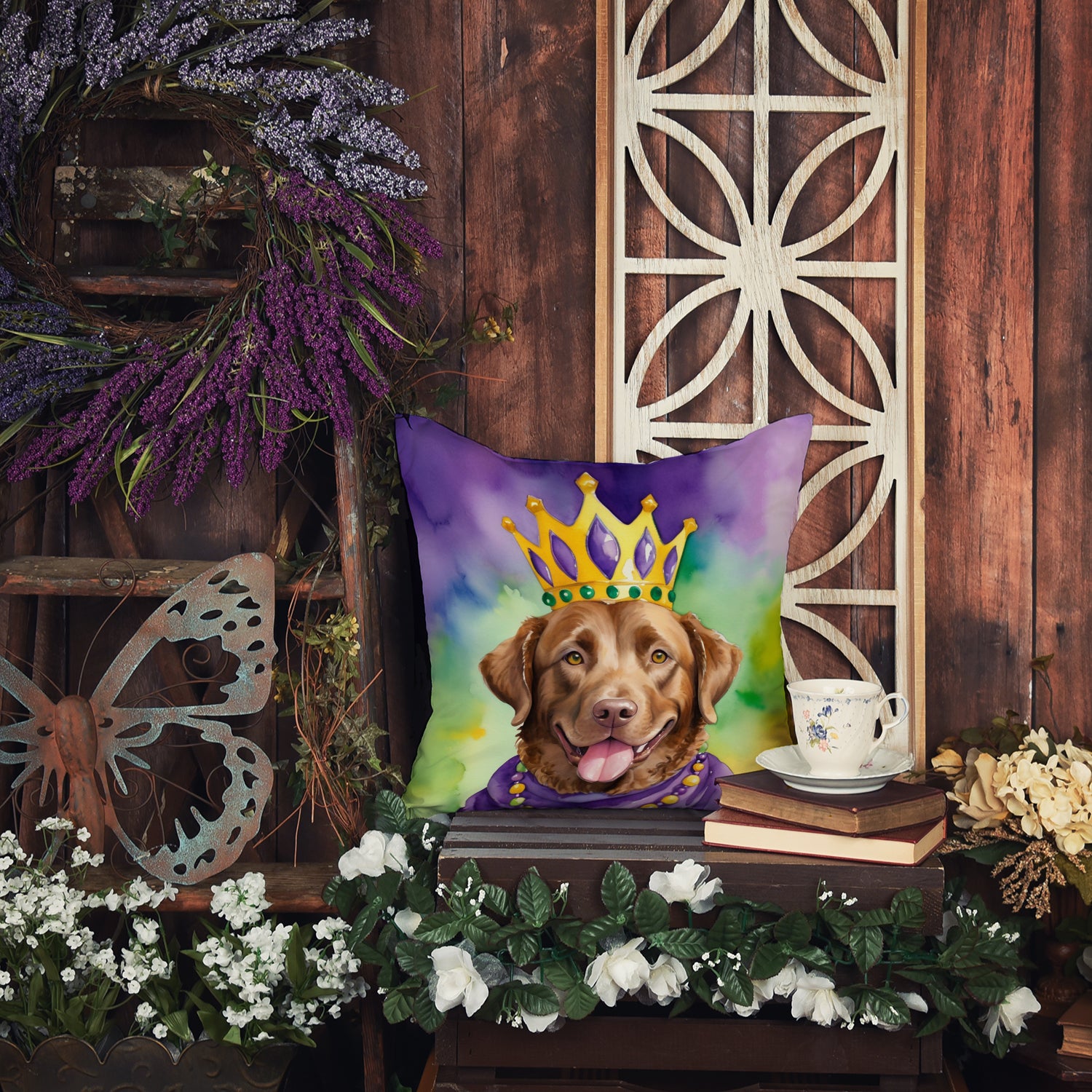 Chesapeake Bay Retriever King of Mardi Gras Throw Pillow