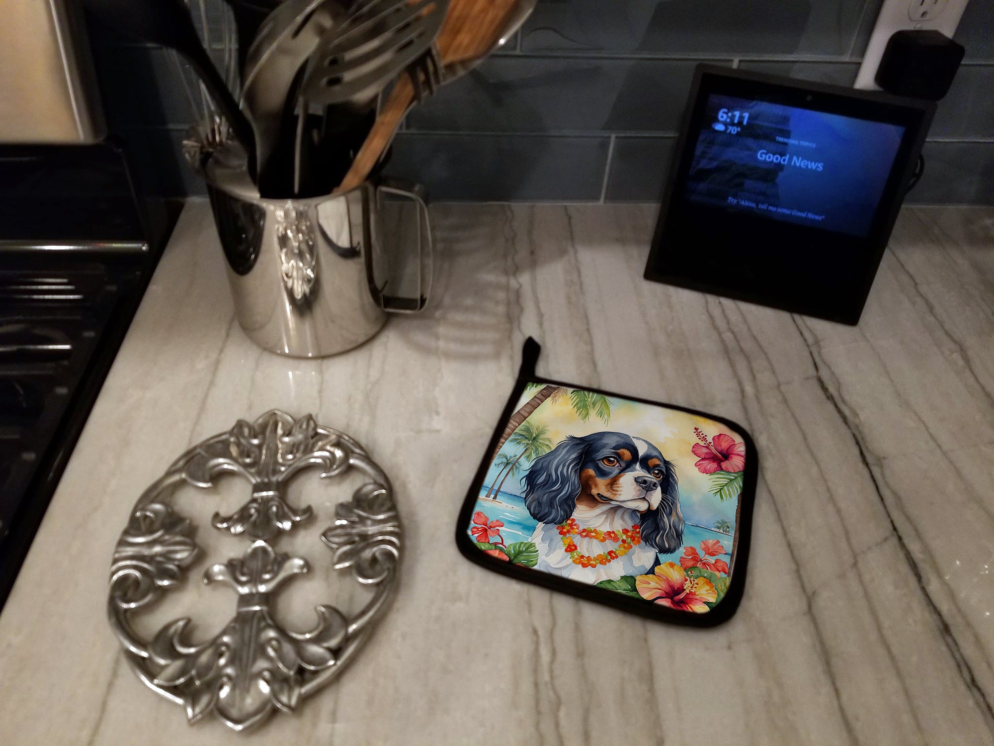 Cavalier Spaniel Luau Pair of Pot Holders