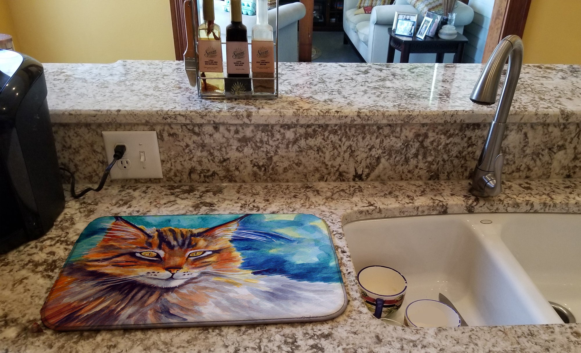 Maine Coon Cat Watching you Dish Drying Mat 7421DDM  the-store.com.