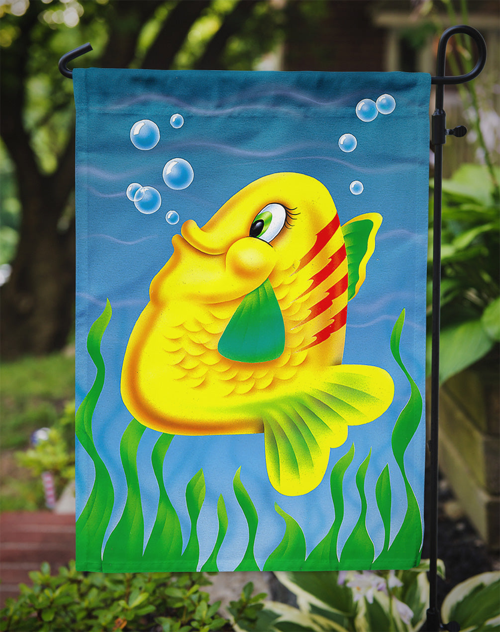 Yellow Fish Flag Garden Size  the-store.com.