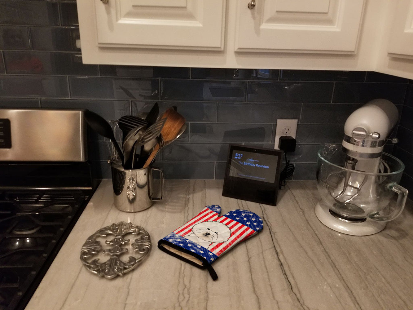 American Flag and Bichon Frise Oven Mitt BB2147OVMT  the-store.com.