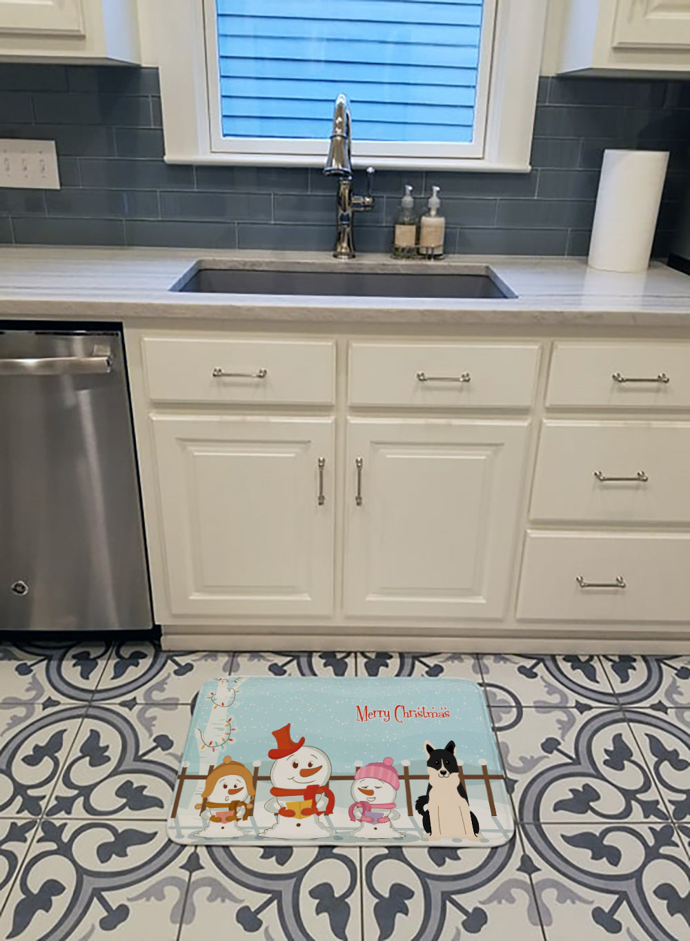 Merry Christmas Carolers Russo-European Laika Spitz Machine Washable Memory Foam Mat BB2360RUG - the-store.com