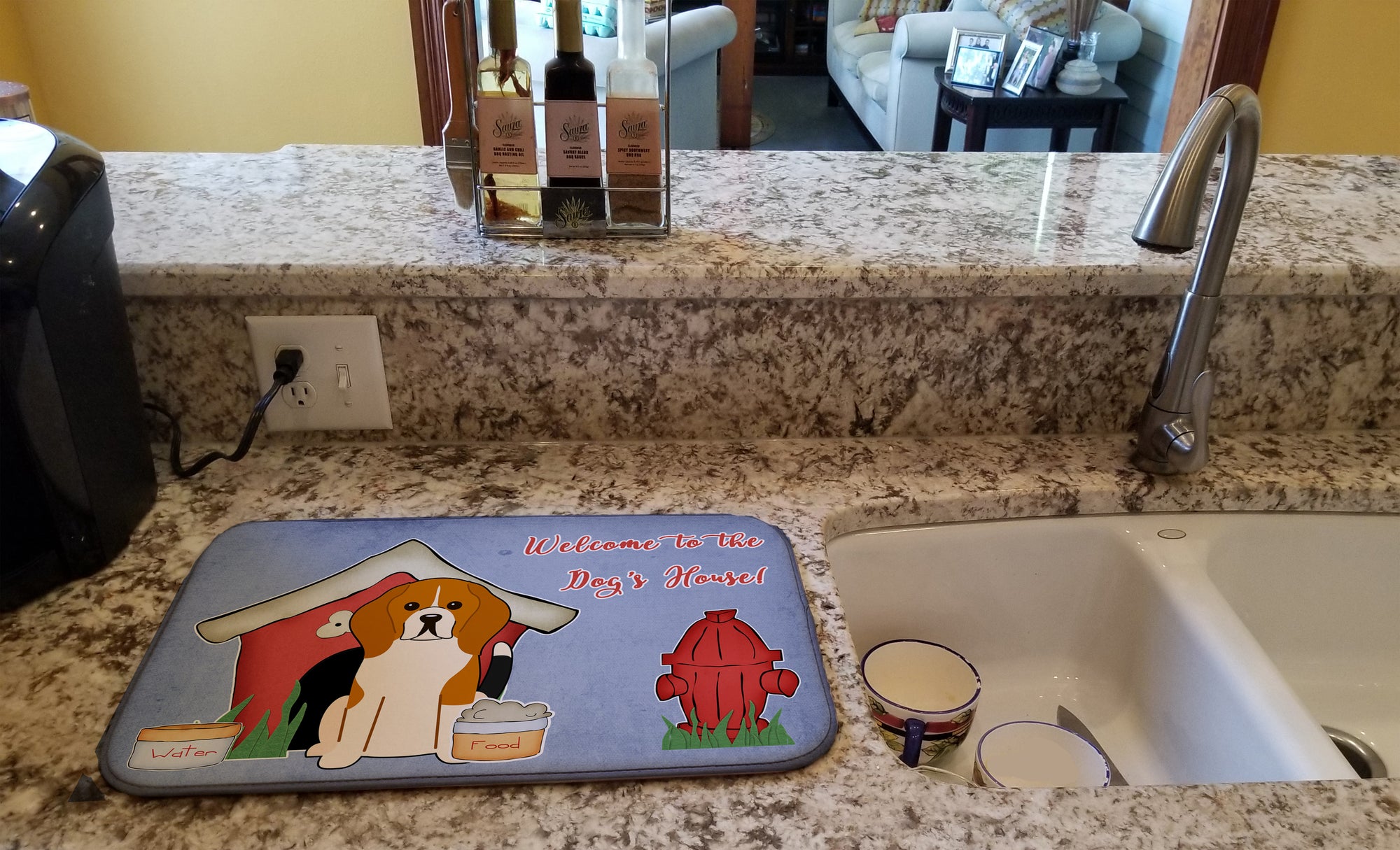 Dog House Collection Beagle Tricolor Dish Drying Mat BB2794DDM  the-store.com.