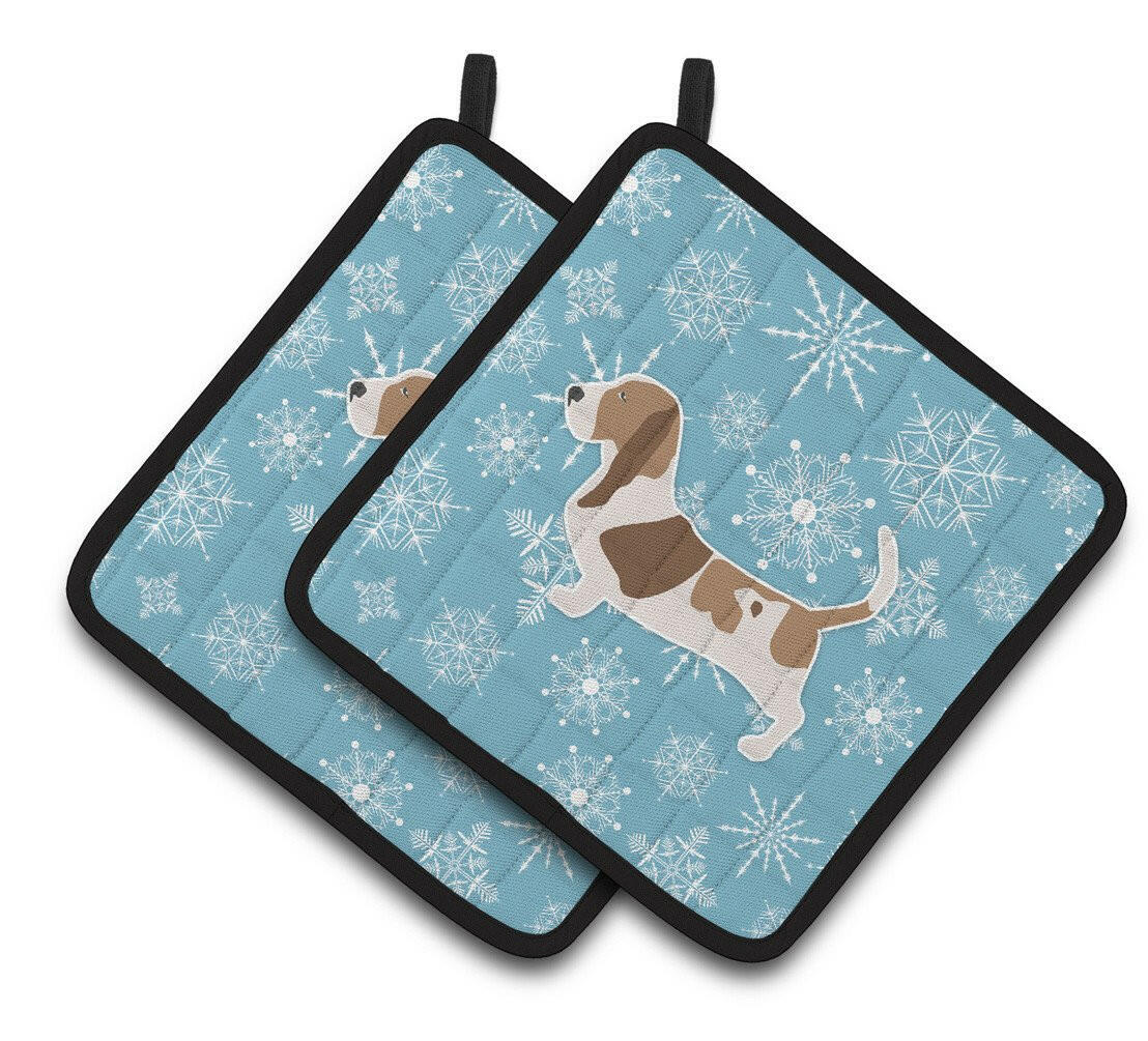 Winter Snowflake Basset Hound Pair of Pot Holders BB3502PTHD by Caroline&#39;s Treasures