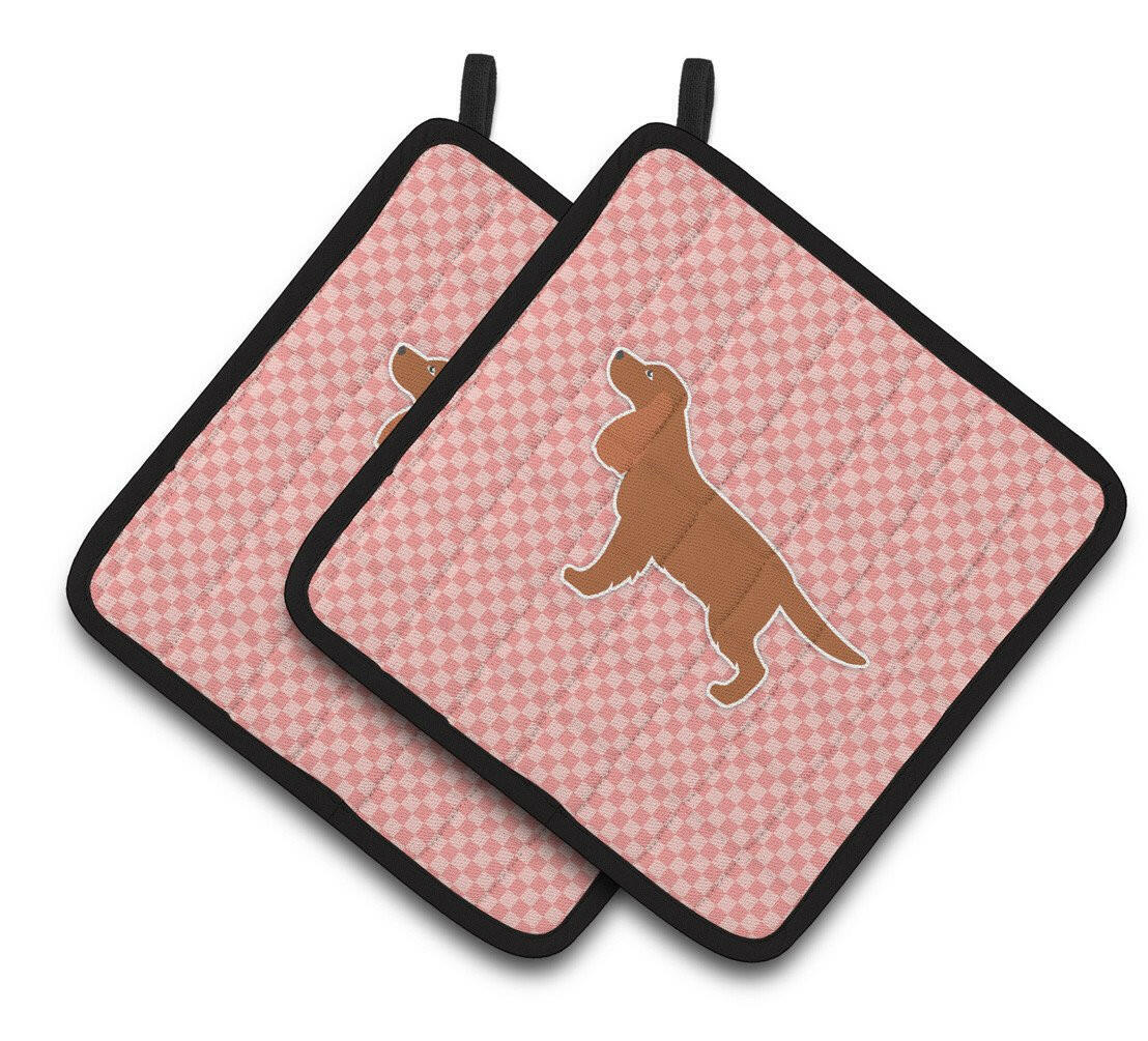 English Cocker Spaniel Checkerboard Pink Pair of Pot Holders BB3612PTHD by Caroline&#39;s Treasures