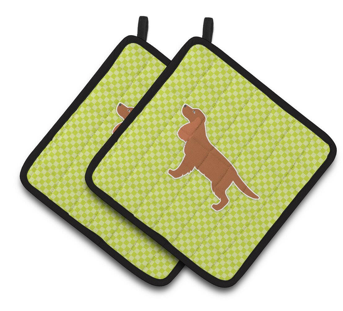 English Cocker Spaniel Checkerboard Green Pair of Pot Holders BB3812PTHD by Caroline&#39;s Treasures