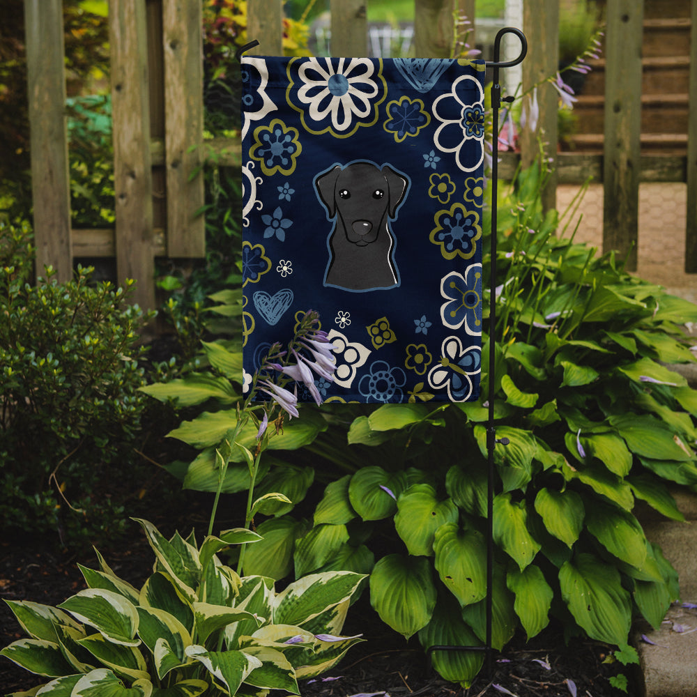 Blue Flowers Black Labrador Flag Garden Size BB5086GF  the-store.com.