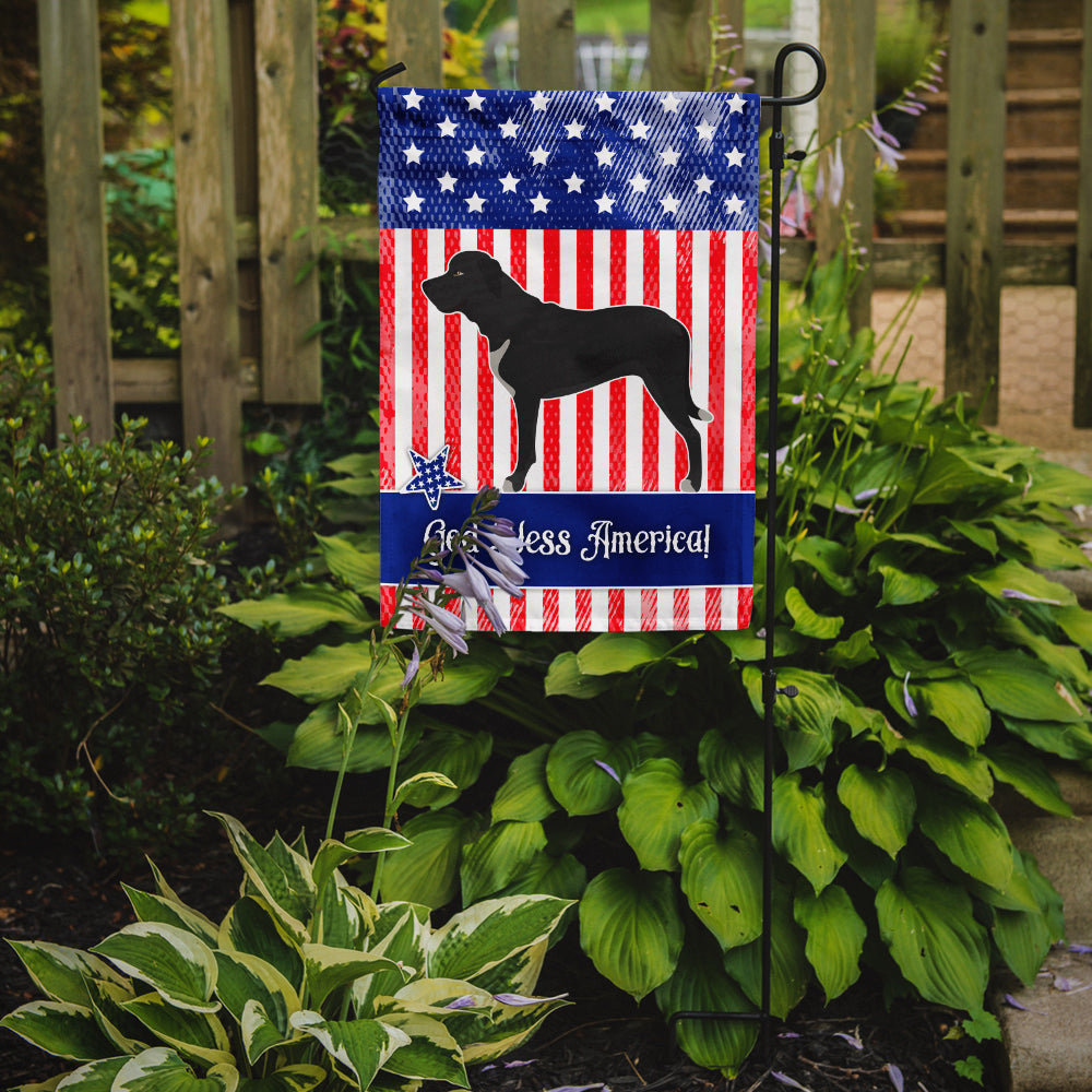 Broholmer Danish Mastiff American Flag Garden Size BB8409GF  the-store.com.