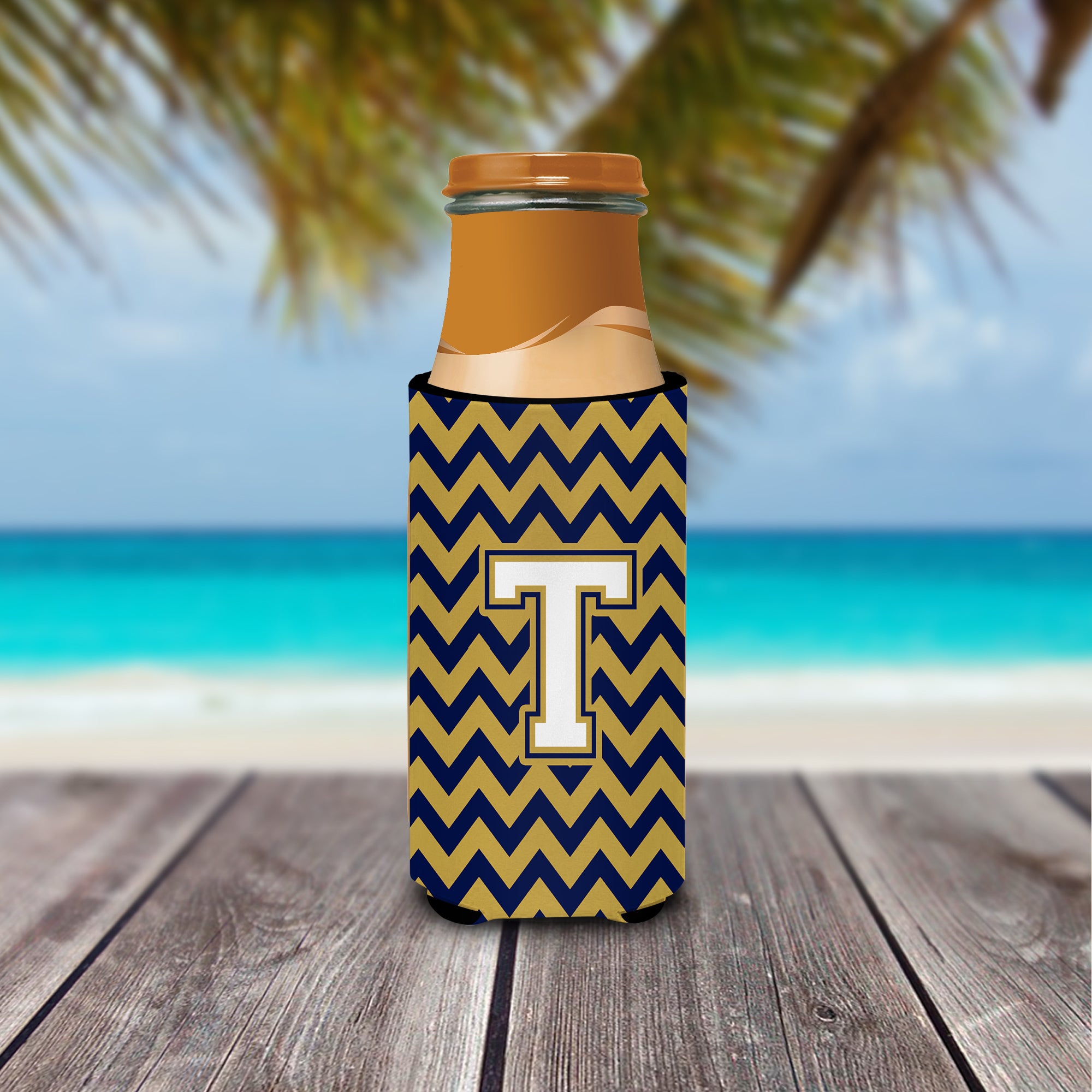 Letter T Chevron Navy Blue and Gold Ultra Beverage Insulators for slim cans CJ1057-TMUK.