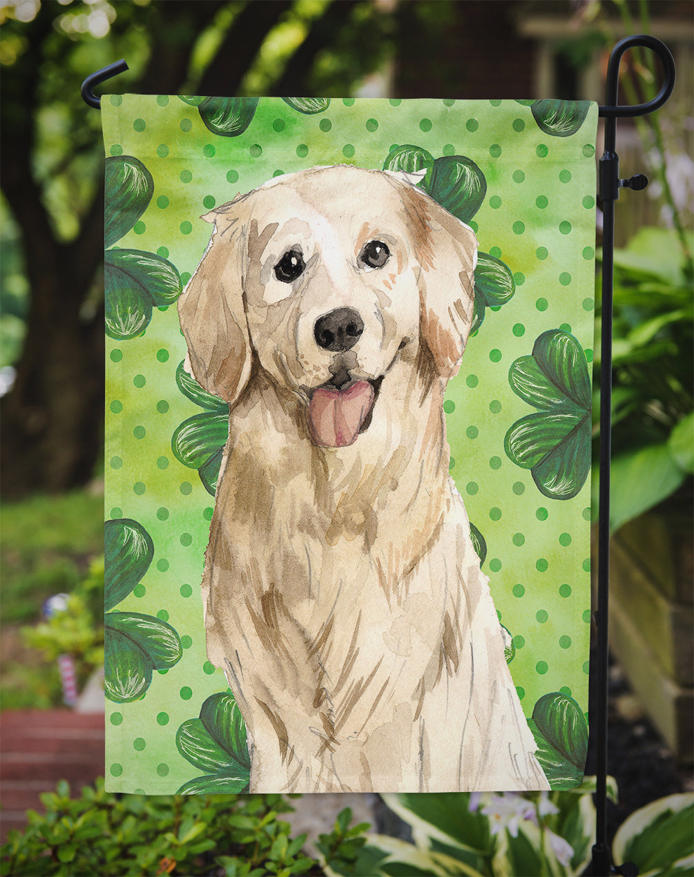 Shamrocks Golden Retriever Flag Garden Size CK1804GF  the-store.com.