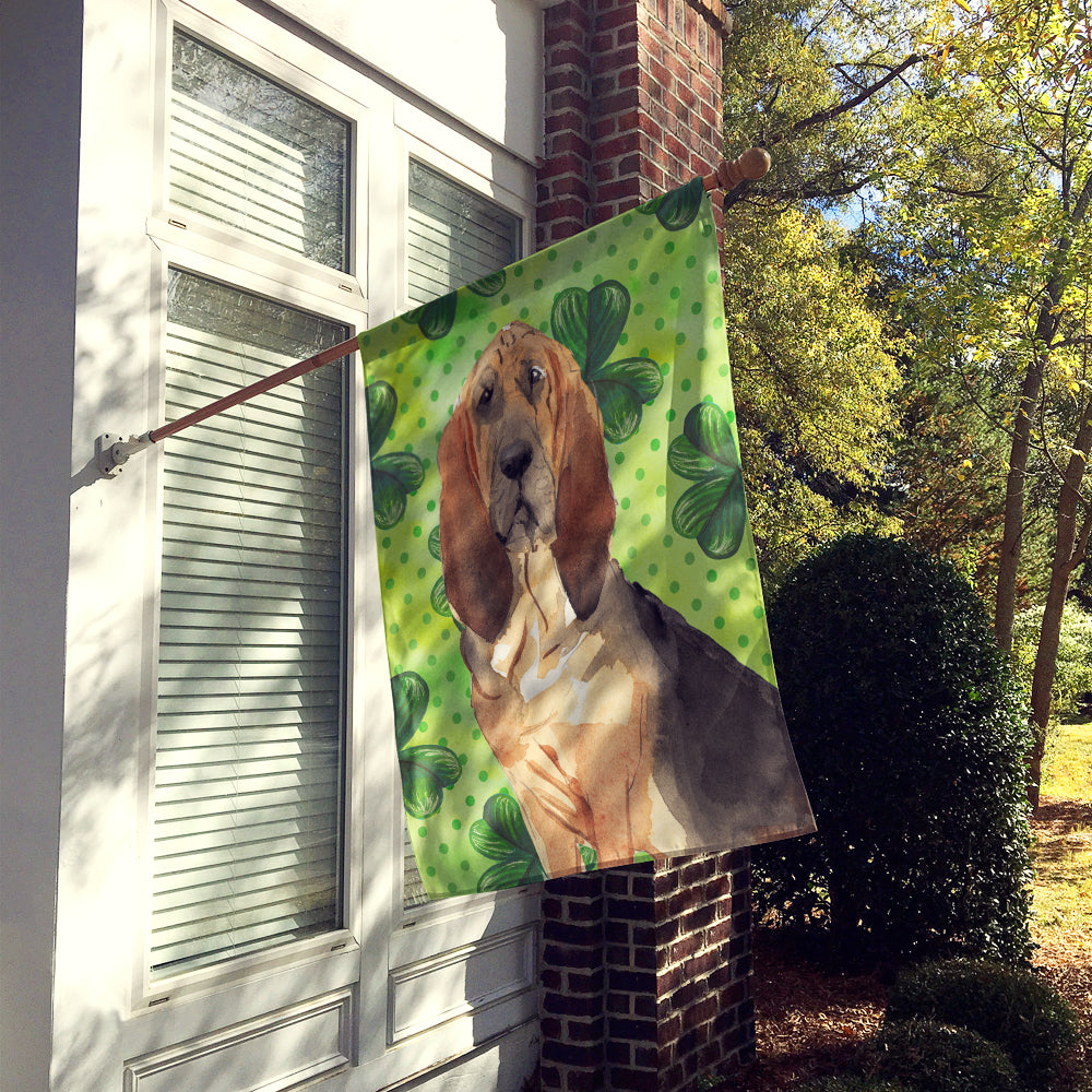 Shamrocks Bloodhound Flag Canvas House Size CK1813CHF  the-store.com.