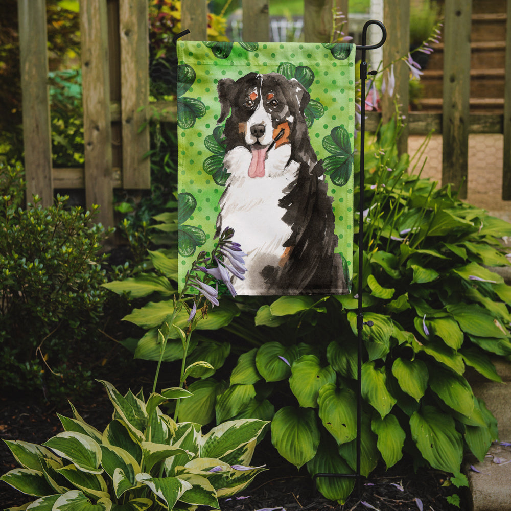 Shamrocks Bernese Mountain Dog Flag Garden Size CK1815GF  the-store.com.