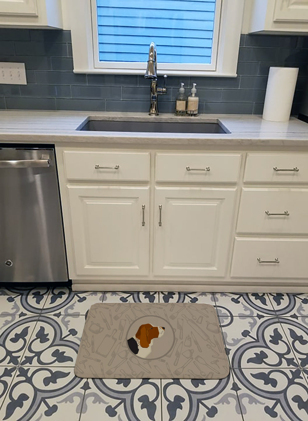 Basset Hound In the Kitchen Machine Washable Memory Foam Mat CK2165RUG - the-store.com