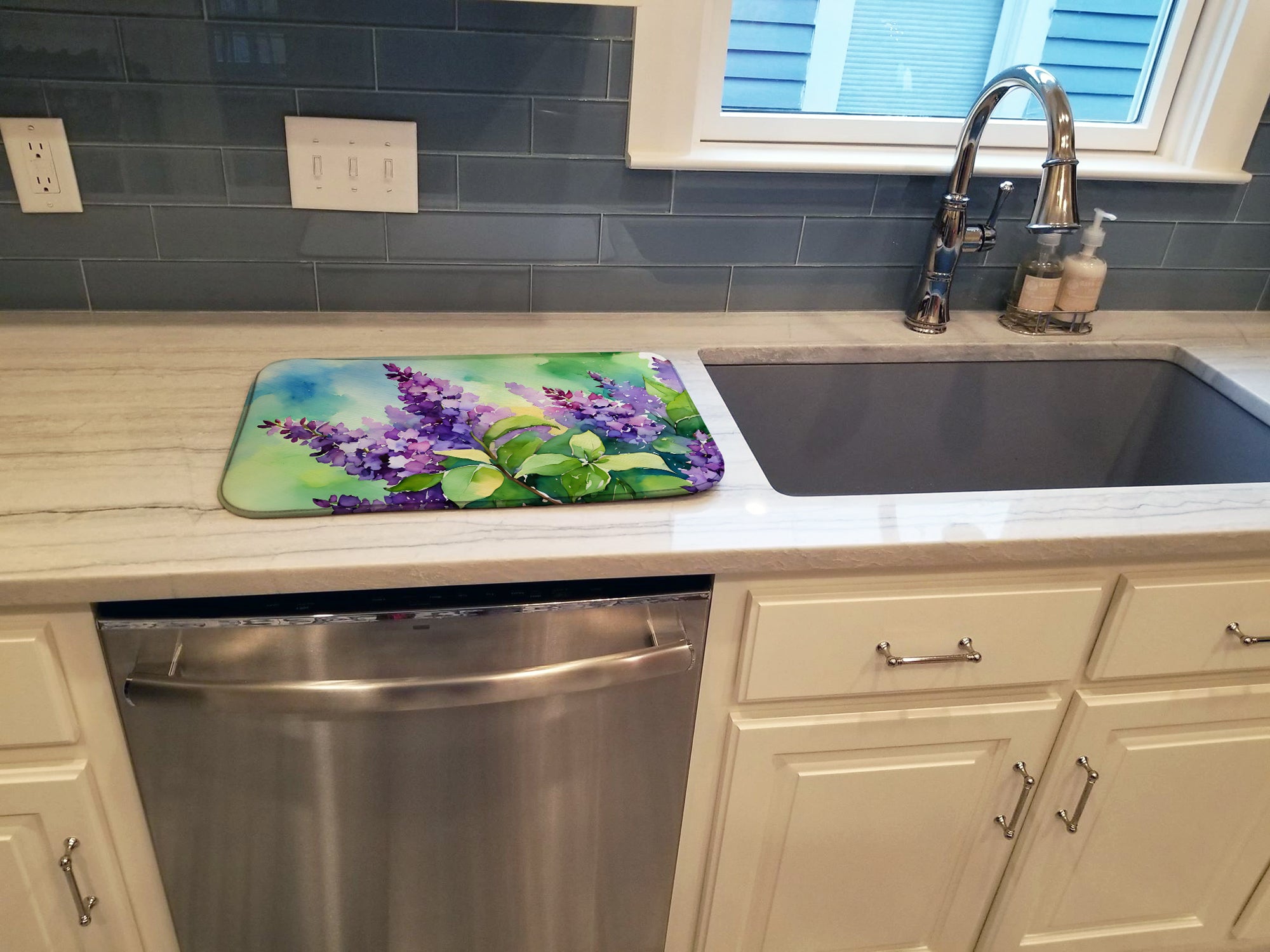 New Hampshire Purple Lilac in Watercolor Dish Drying Mat  the-store.com.
