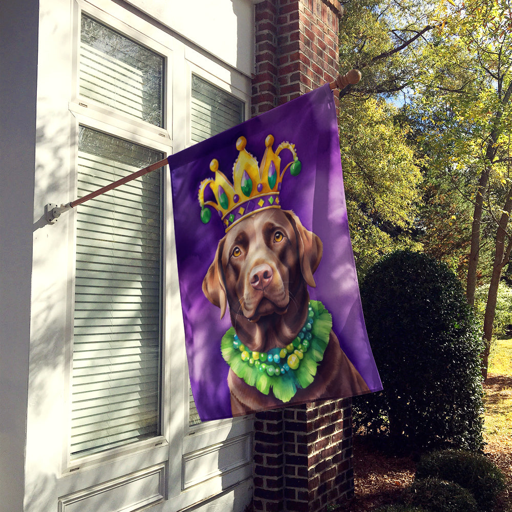 Labrador Retriever King of Mardi Gras House Flag