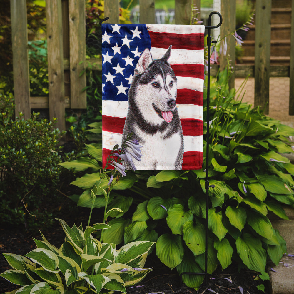 USA American Flag with Alaskan Malamute Flag Garden Size KJ1154GF.