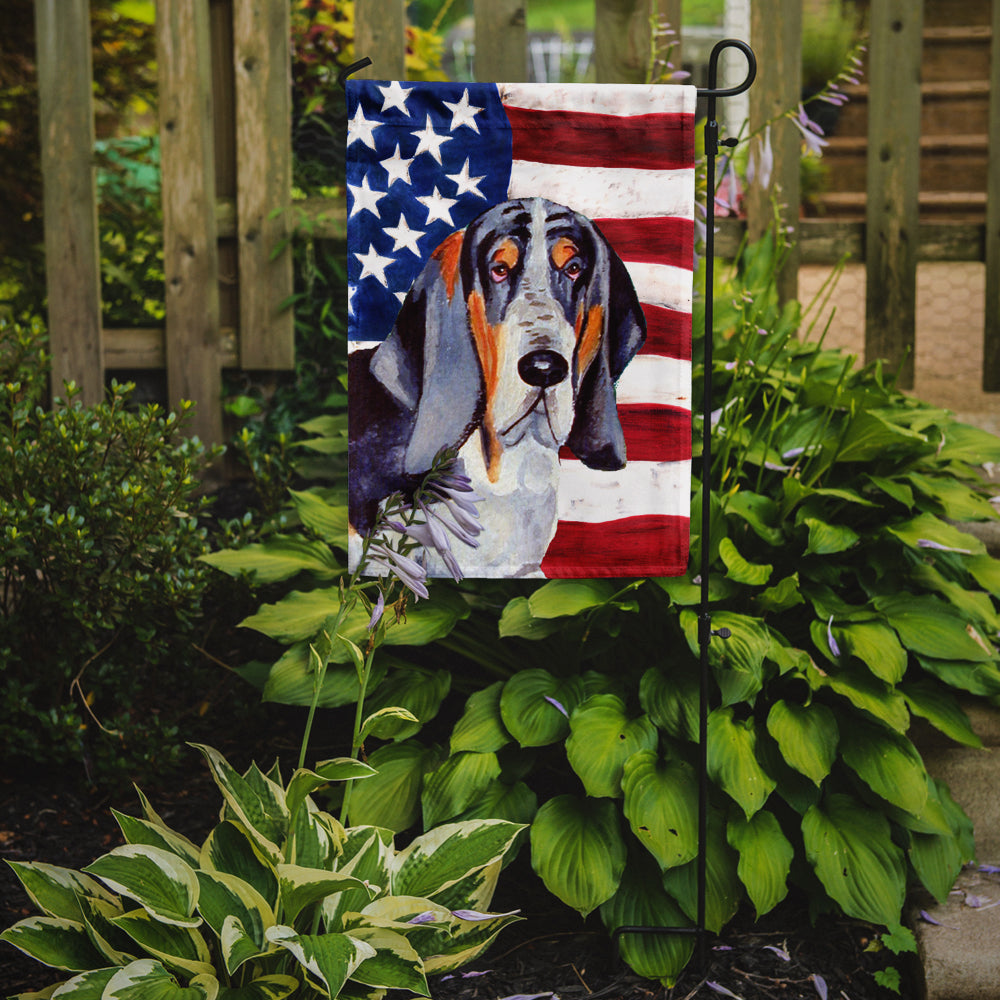 USA American Flag with Basset Hound Flag Garden Size.