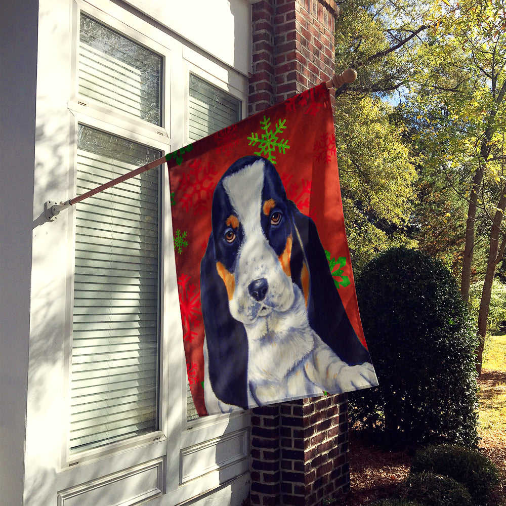 Basset Hound Red and Green Snowflakes Holiday Christmas Flag Canvas House Size  the-store.com.