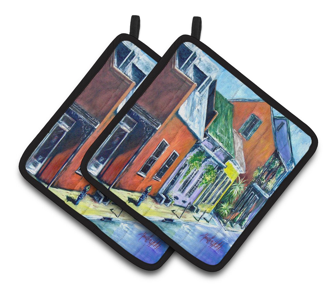 Somewhere Close Houses Pair of Pot Holders MW1350PTHD by Caroline&#39;s Treasures