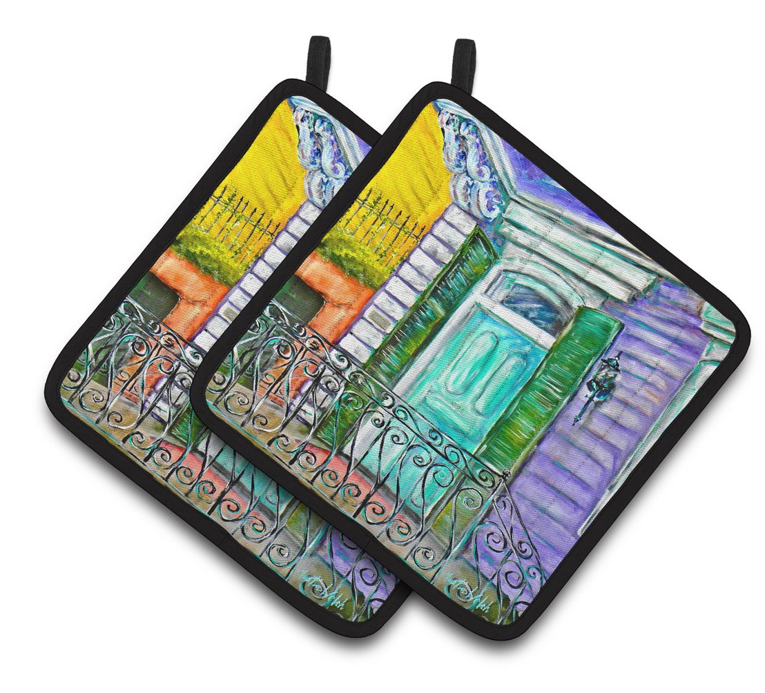 The House Next Door Pair of Pot Holders MW1354PTHD by Caroline's Treasures