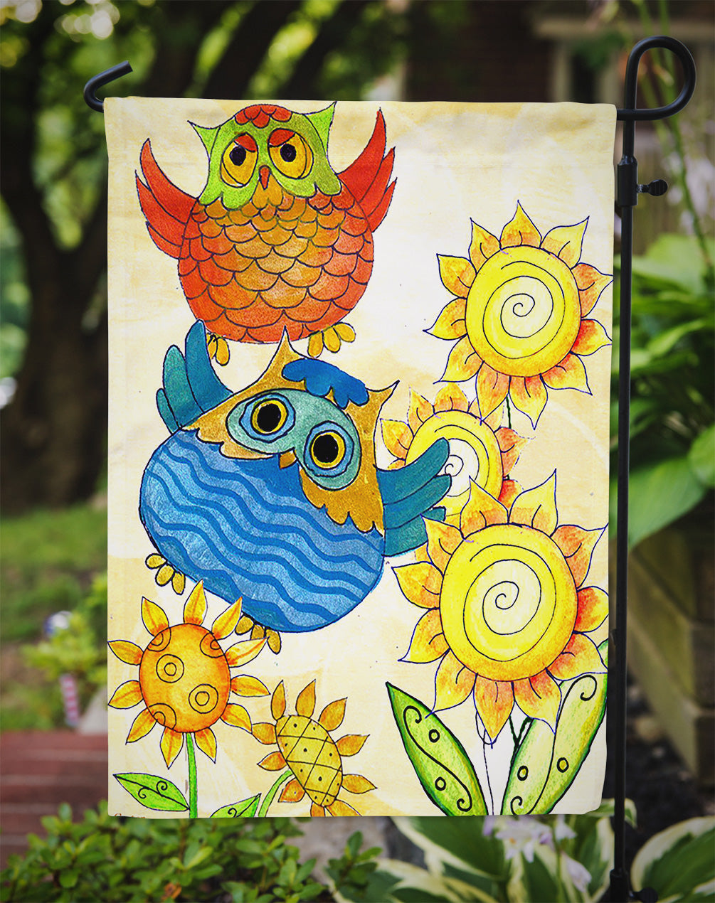 Celebrate Owl Flag Garden Size  the-store.com.