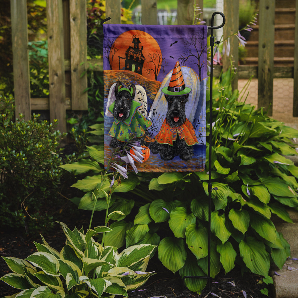 Scottie Halloween Haunted House Flag Garden Size PPP3177GF  the-store.com.