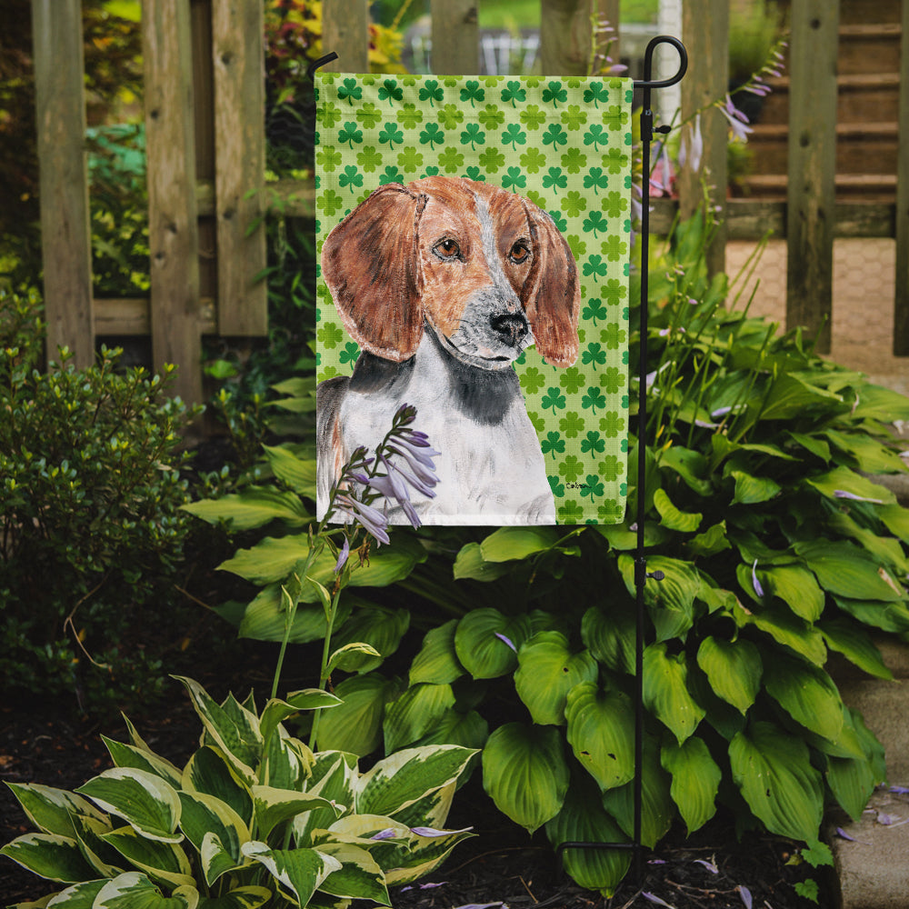 English Foxhound St Patrick's Irish Flag Garden Size.