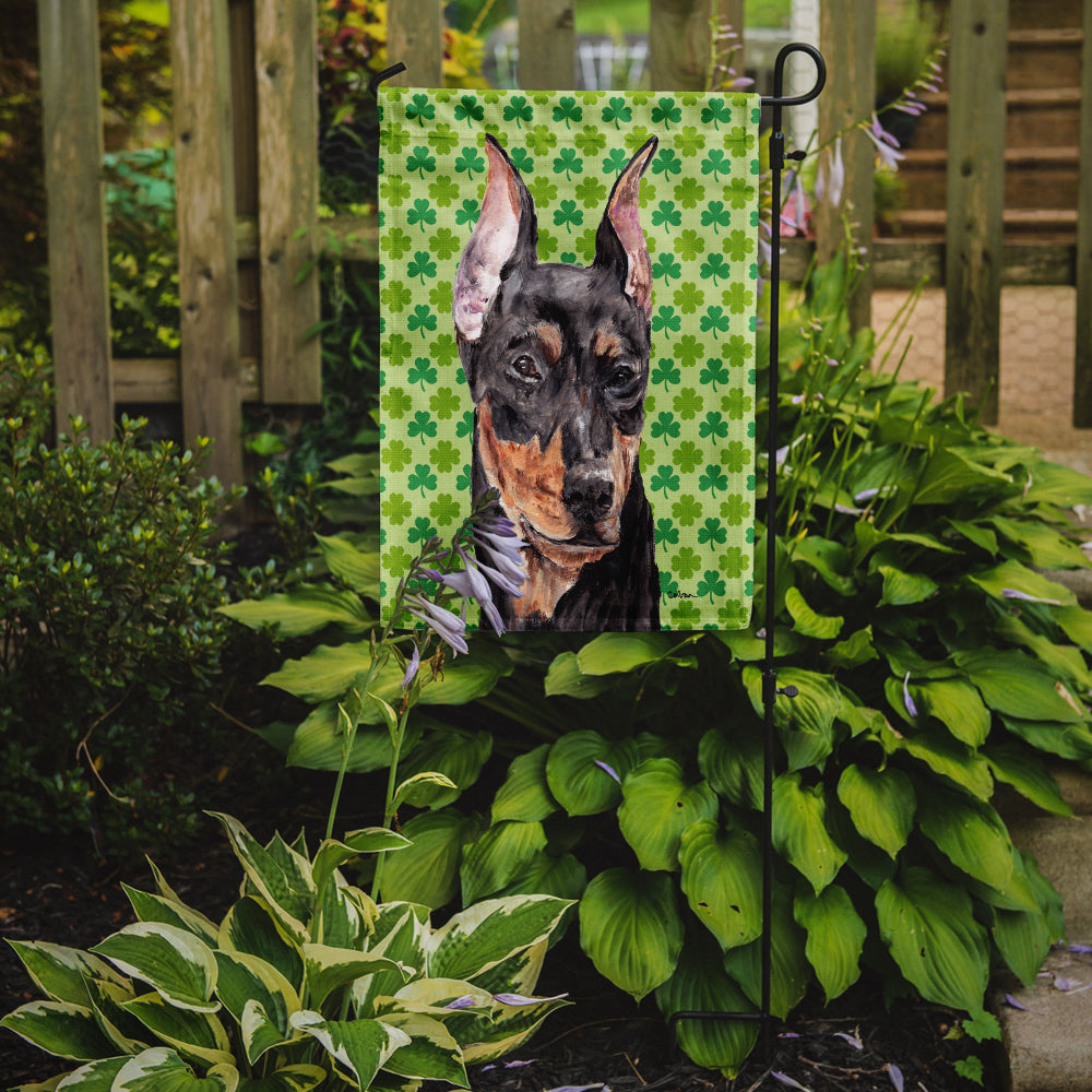 German Pinscher Lucky Shamrock St. Patrick's Day Flag Garden Size SC9740GF  the-store.com.