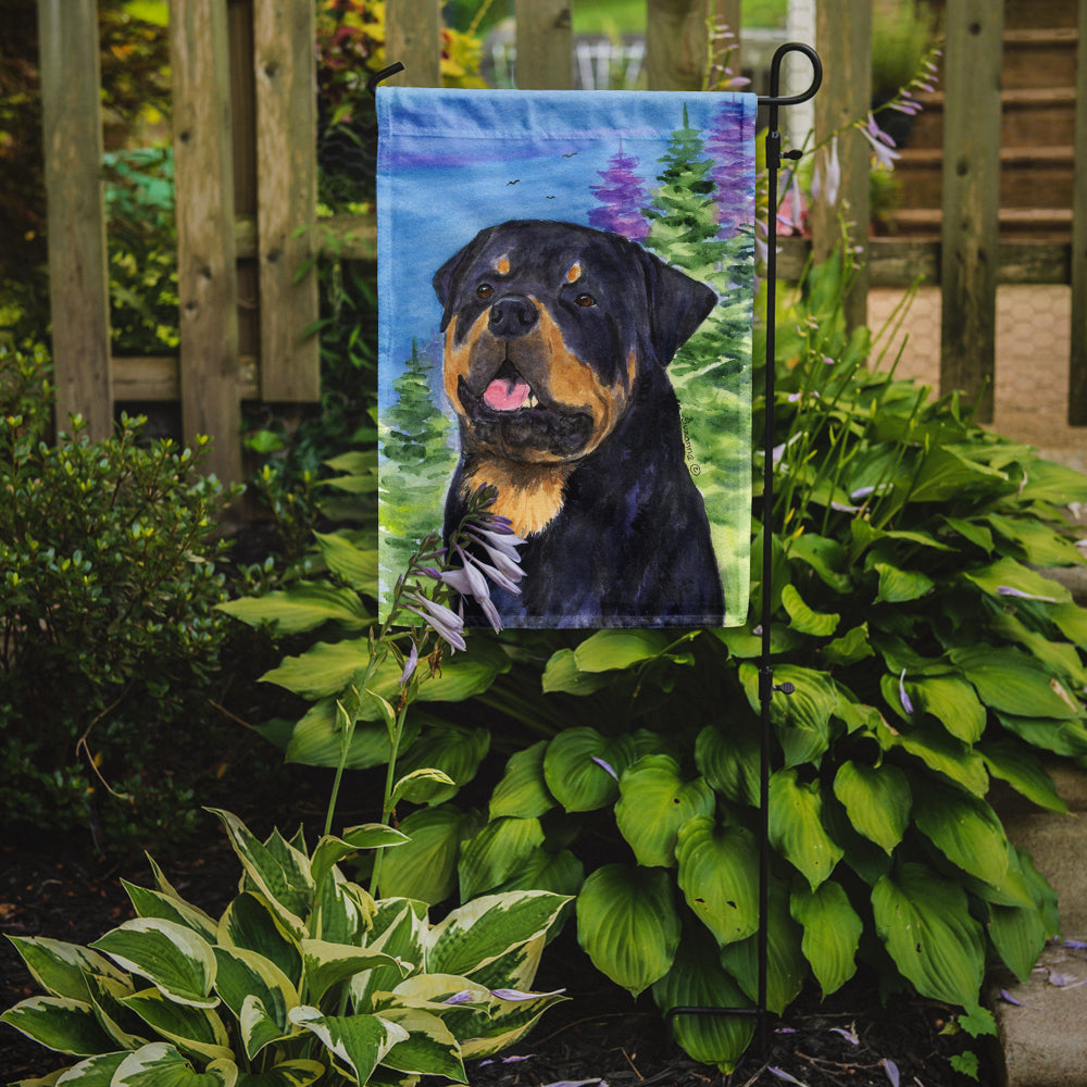 Rottweiler Flag Garden Size.