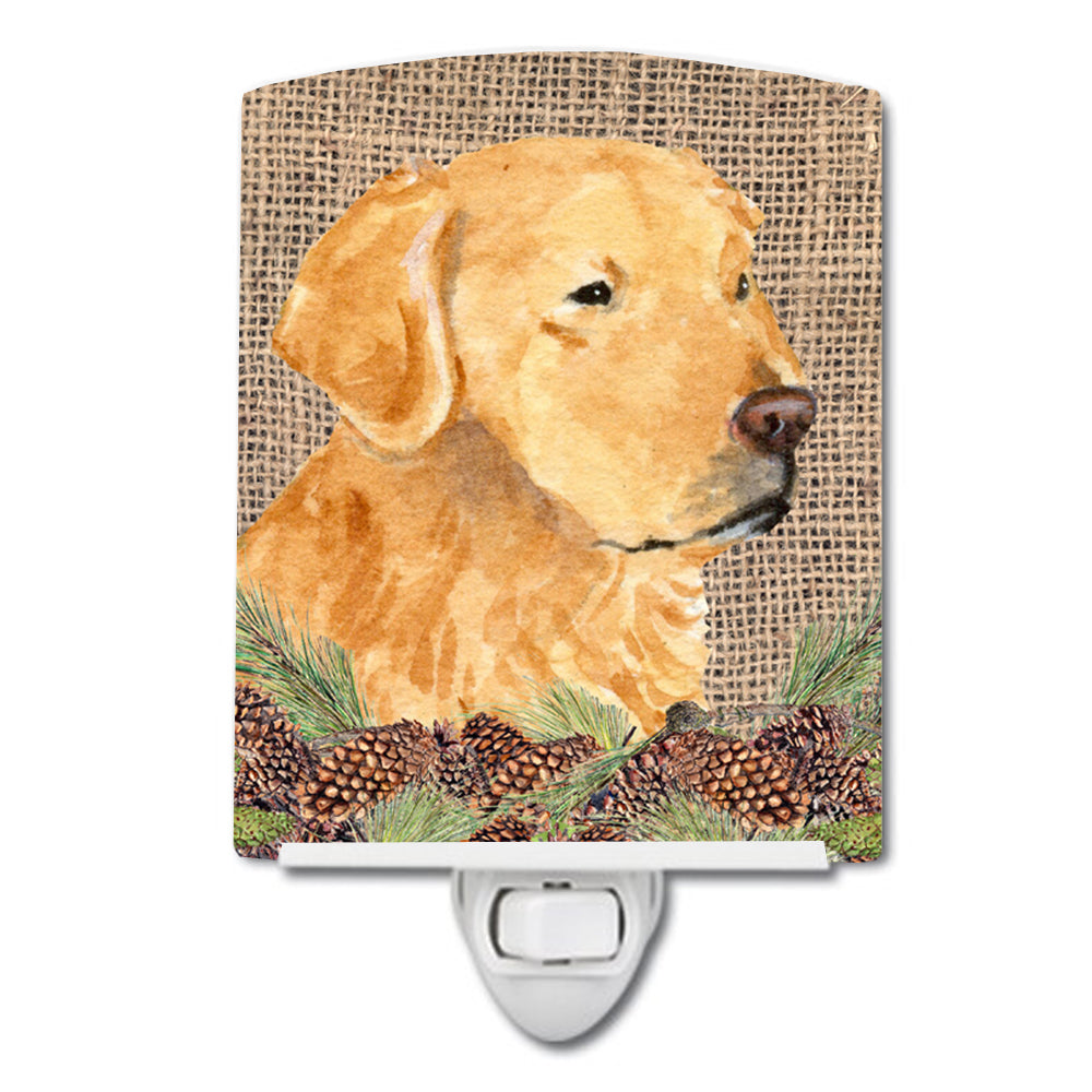 Golden Retriever on Faux Burlap with Pine Cones Ceramic Night Light SS4067CNL - the-store.com