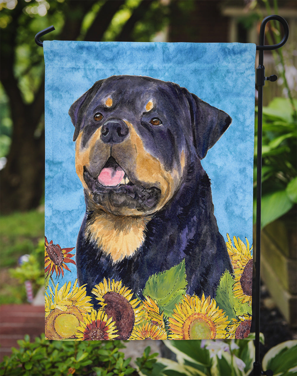 Rottweiler Flag Garden Size.