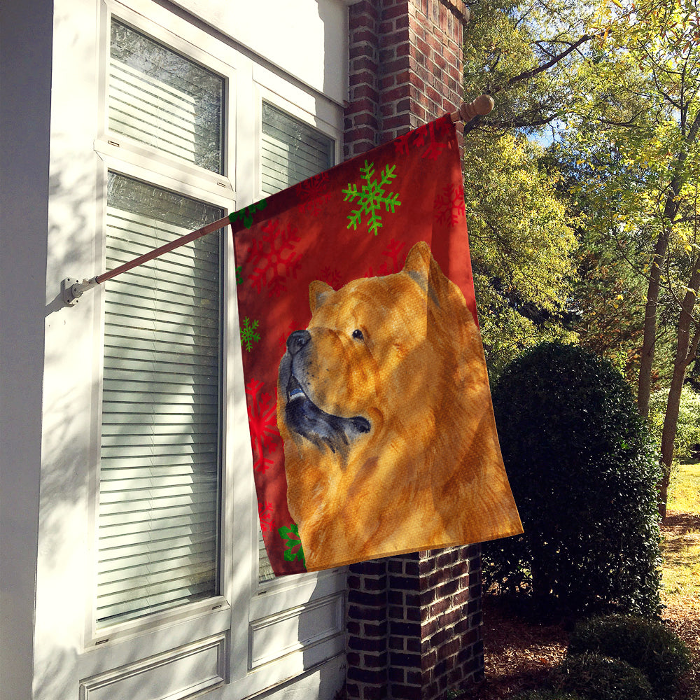 Chow Chow Red and Green Snowflakes Holiday Christmas Flag Canvas House Size  the-store.com.