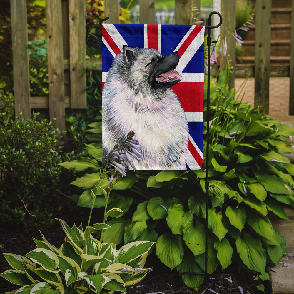 Keeshond with English Union Jack British Flag Flag Garden Size SS4930GF  the-store.com.