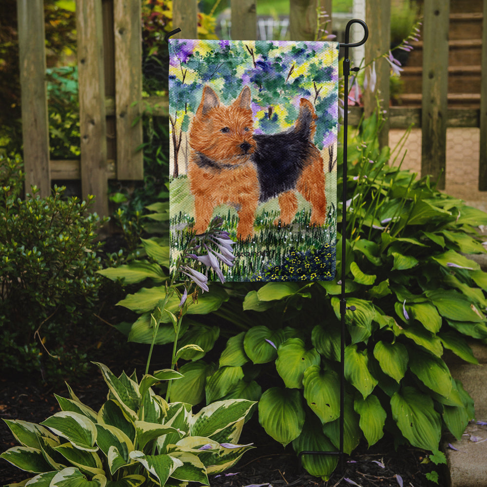 Norwich Terrier Flag Garden Size.