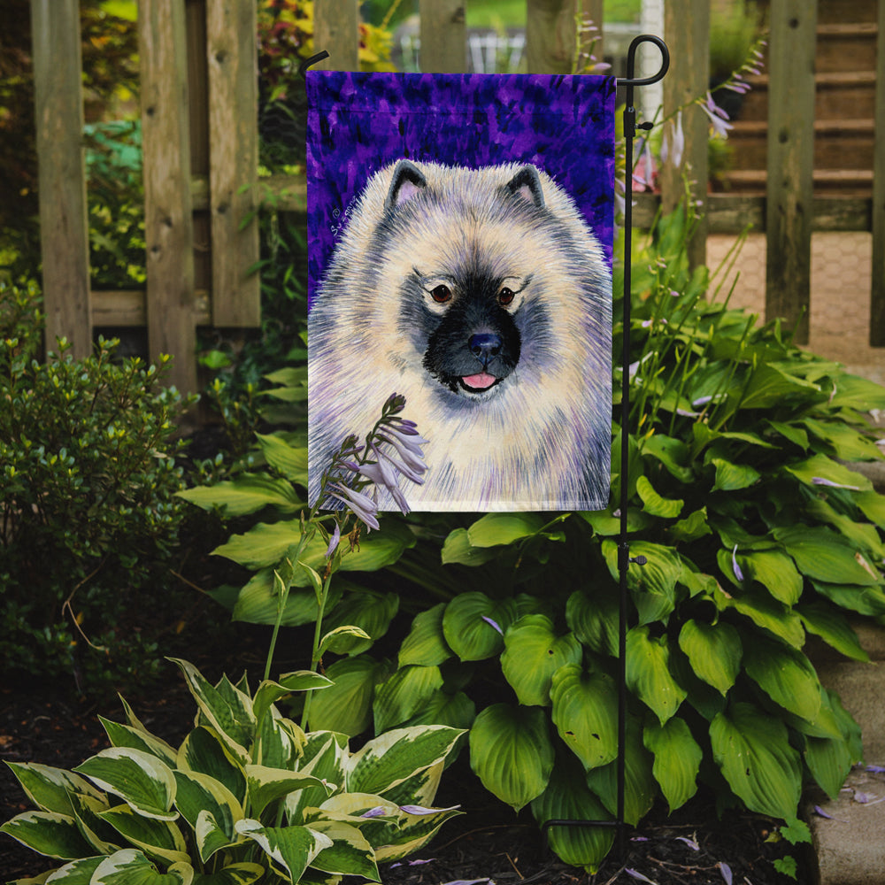 Keeshond Flag Garden Size.