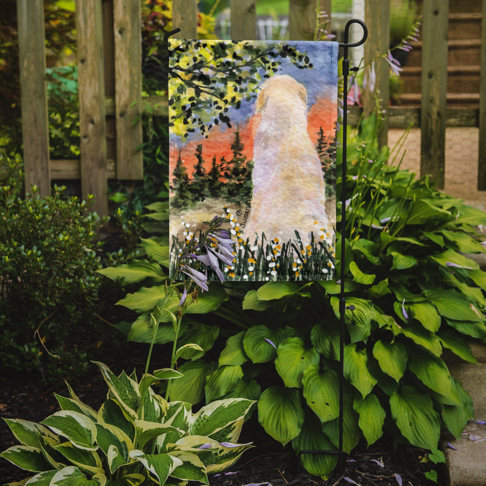 Golden Retriever Flag Garden Size.