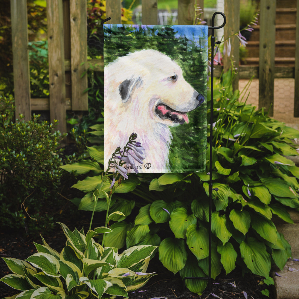 Great Pyrenees Flag Garden Size.