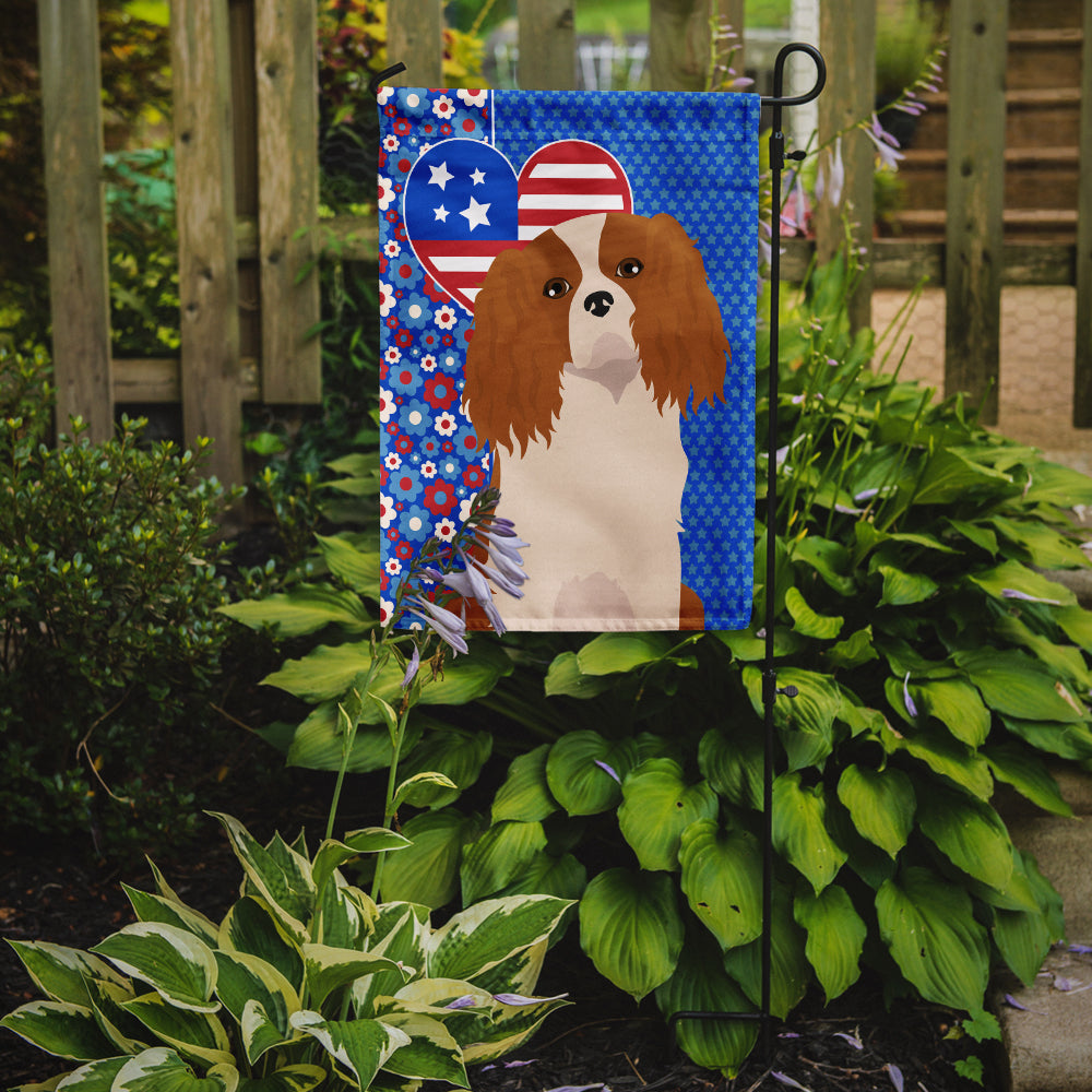 Blenheim Cavalier Spaniel USA American Flag Garden Size  the-store.com.