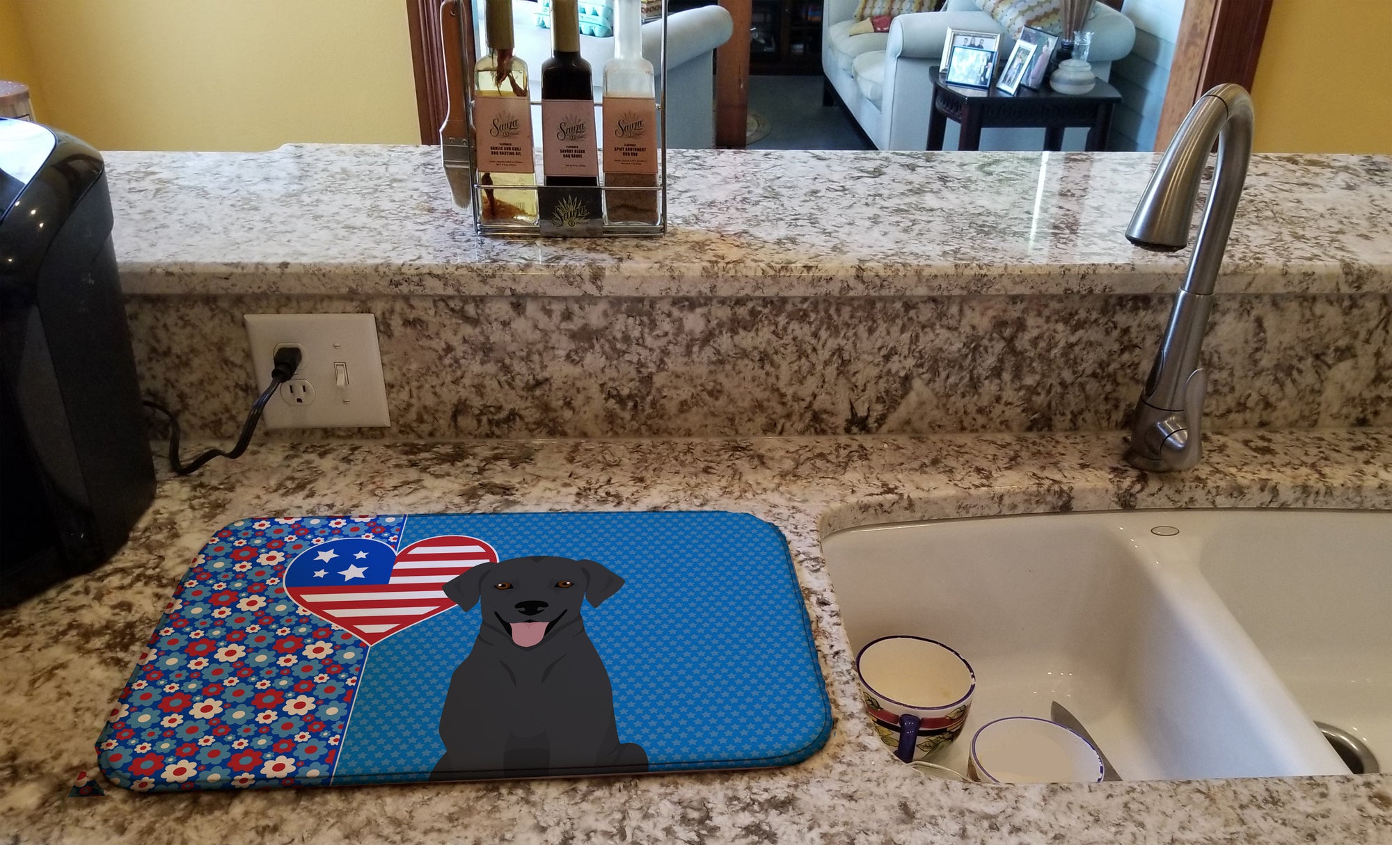 Black Labrador Retriever USA American Dish Drying Mat  the-store.com.