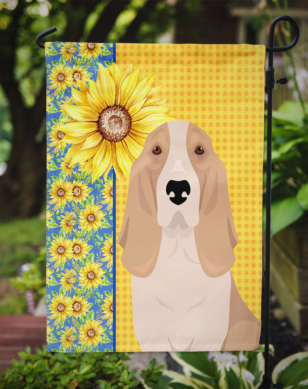 Summer Sunflowers Lemon and White Tricolor Basset Hound Flag Garden Size  the-store.com.