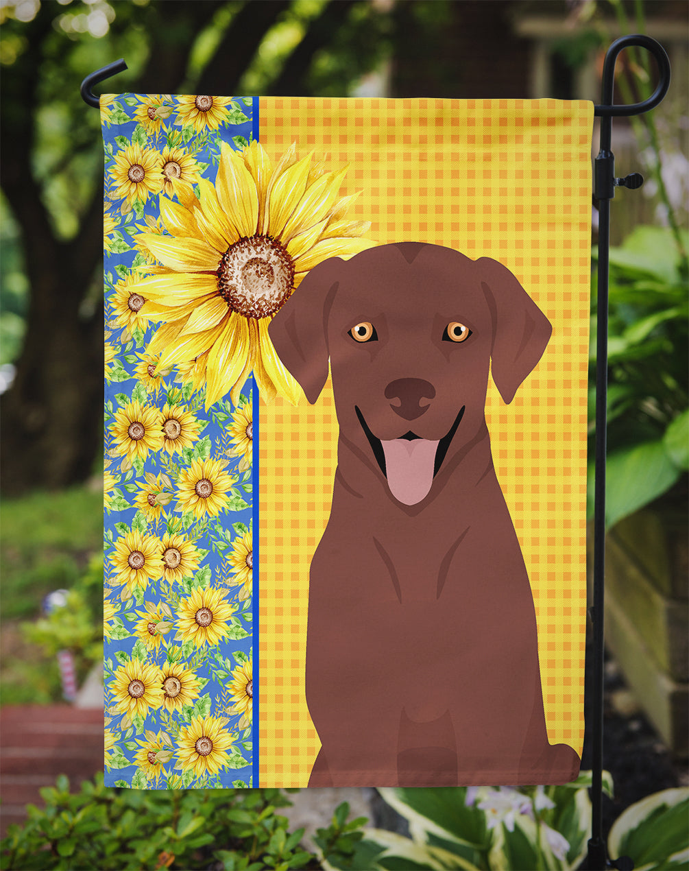 Summer Sunflowers Chocolate Labrador Retriever Flag Garden Size  the-store.com.